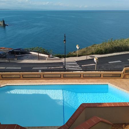 Location Vue Mer Du Samedi Au Samedi, Clim, Parking, Piscine, Plage Collioure Exterior photo
