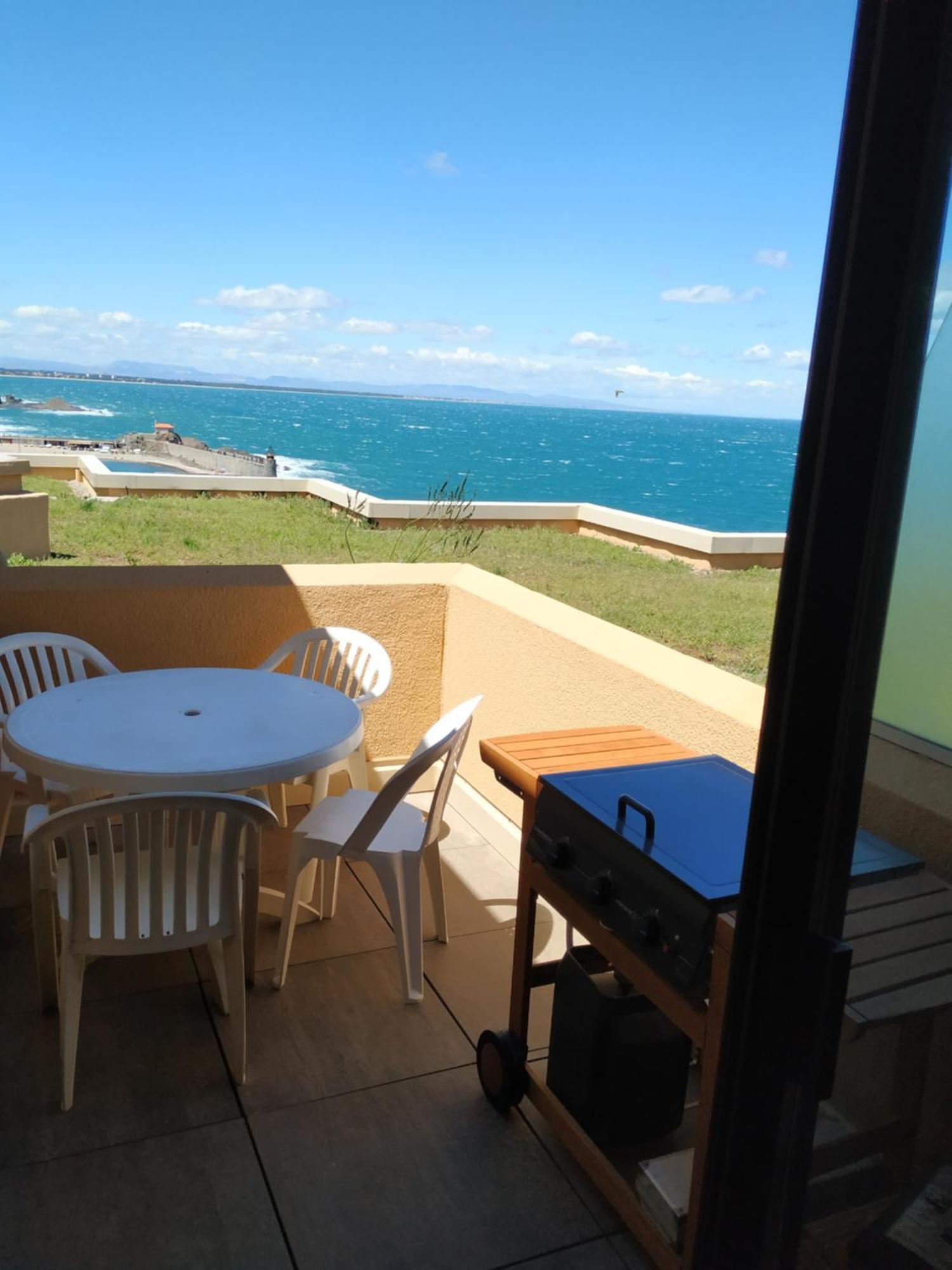 Location Vue Mer Du Samedi Au Samedi, Clim, Parking, Piscine, Plage Collioure Exterior photo